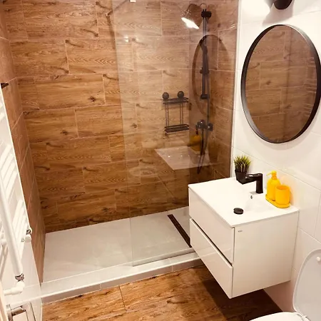 Alessia 107 Stefan Building * Năvodari