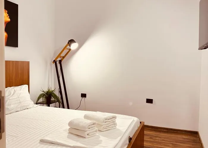 Alessia 107 Stefan Building *